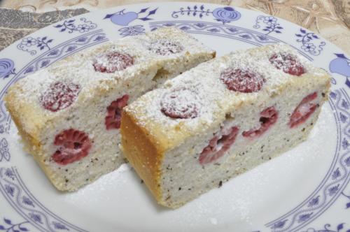 Bílkový chlebíček se smetanou a malinami   – Snadné Česko recept, zvládnete za 45 - 60 minut